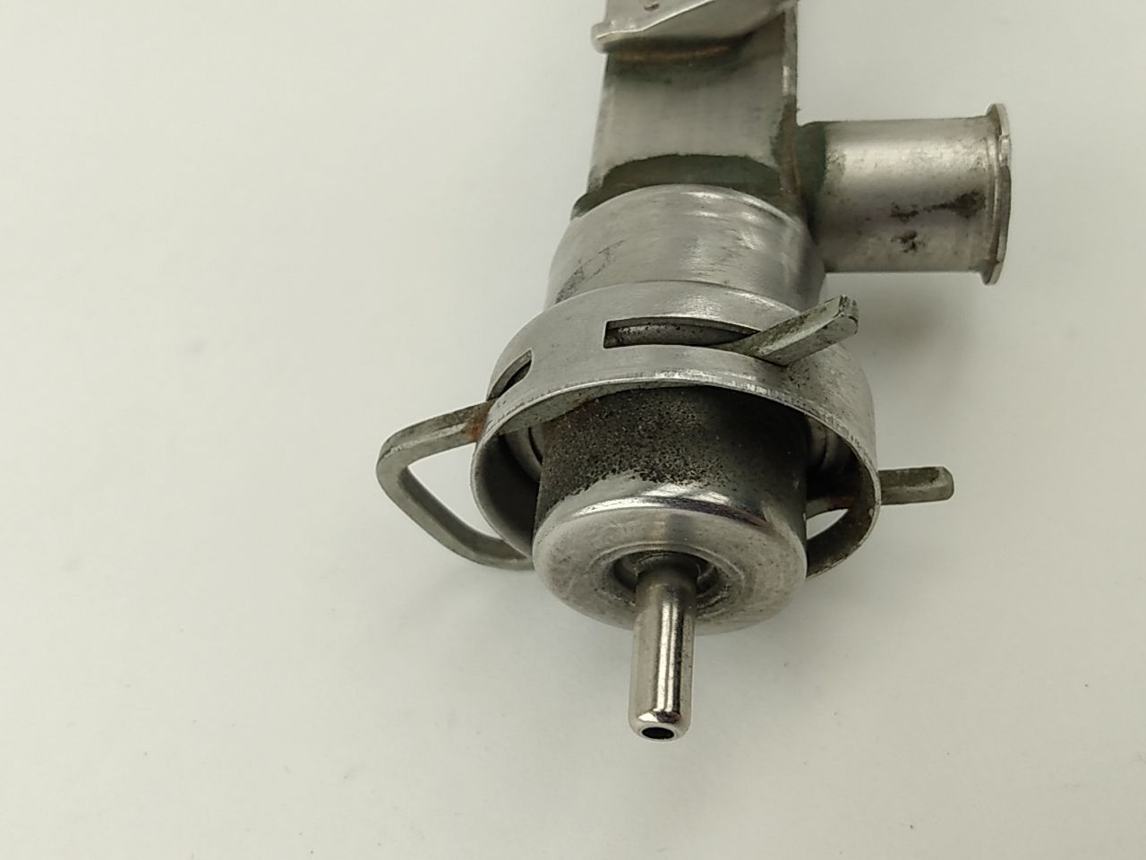 Saab 9-3 Fuel Rail Pressure Regulator