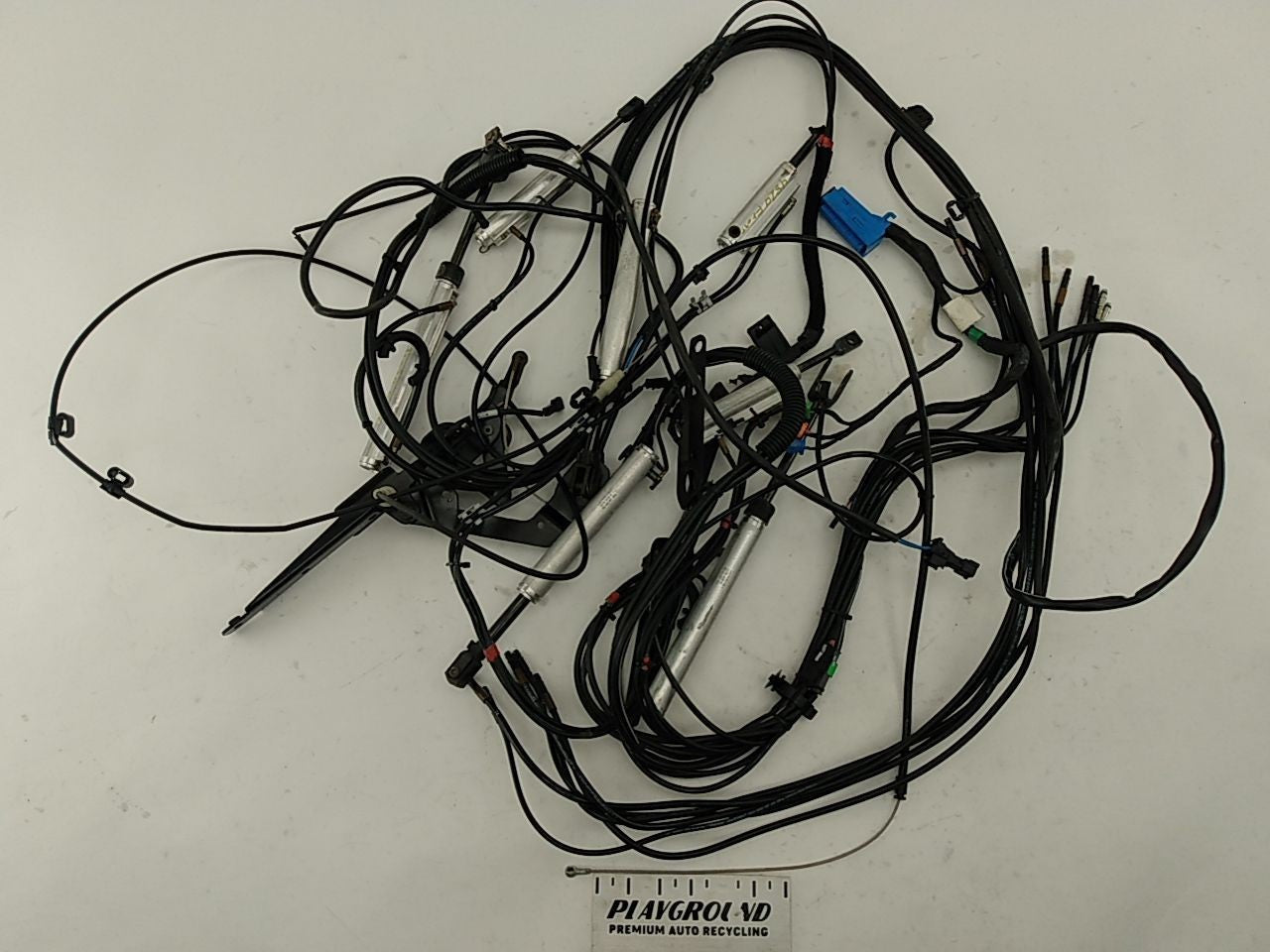 Saab 9-3 Set Of Convertible Top Lift Cylinders & Lines