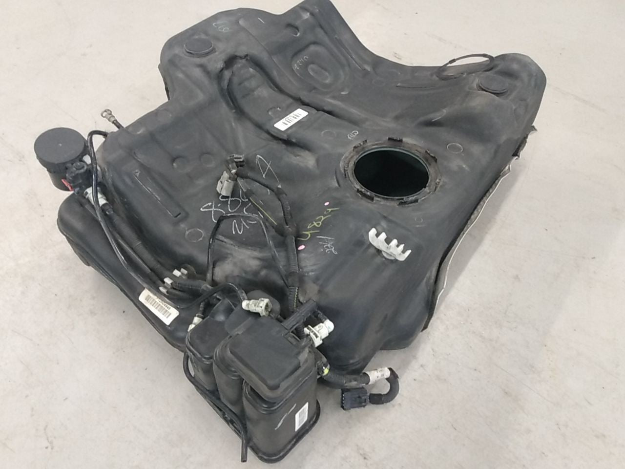 Saab 9-3 Fuel Gas Tank | Playground PAR
