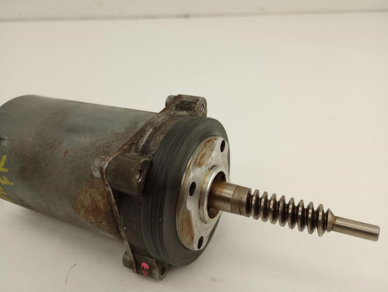 BMW 650i Pair Of Camshaft Valve Timing Actuator