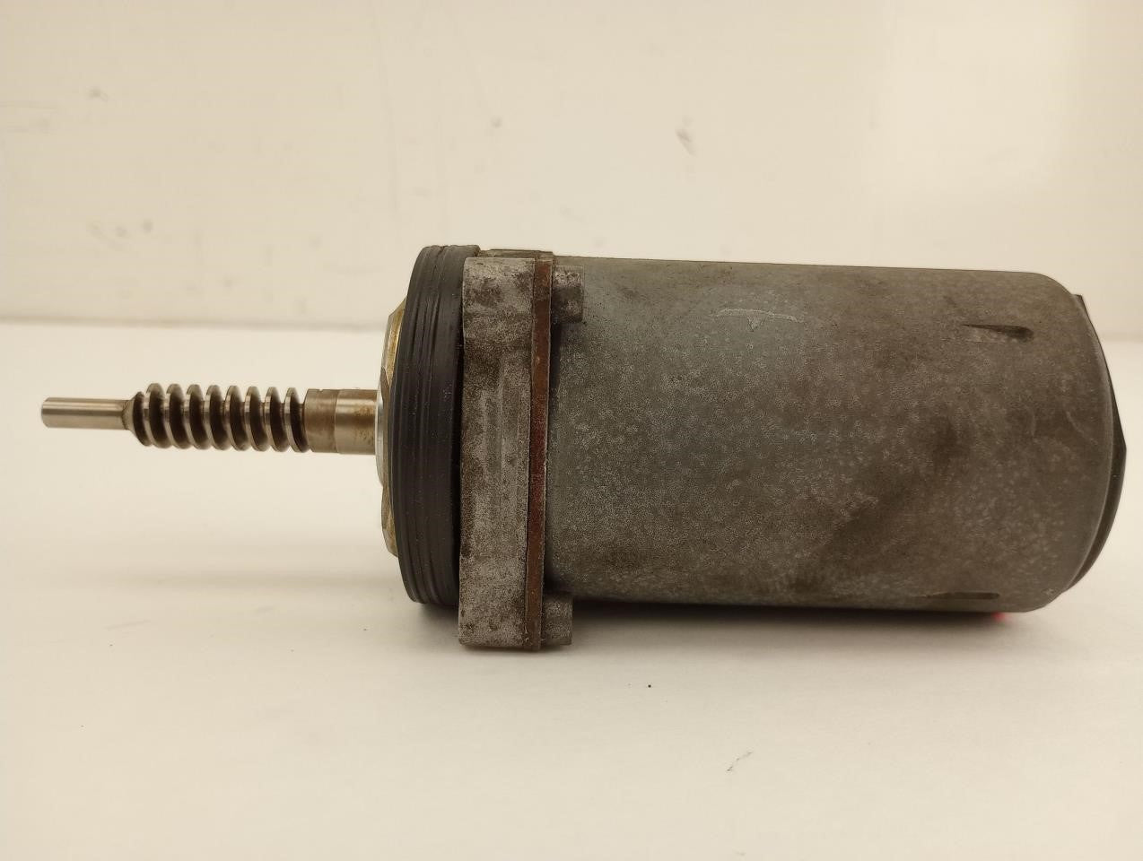BMW 650i Pair Of Camshaft Valve Timing Actuator