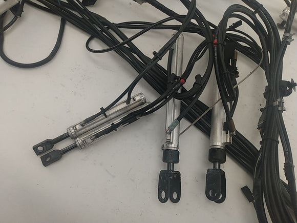 Saab 9-3 Set Of Convertible Top Lift Cylinders & Lines