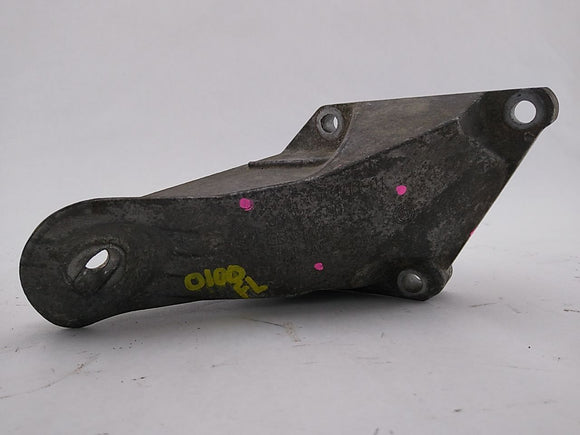 BMW 650i Pair Of Engine Support Brackets