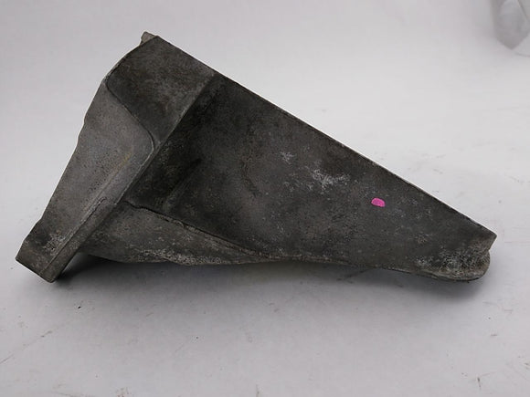 BMW 650i Pair Of Engine Support Brackets