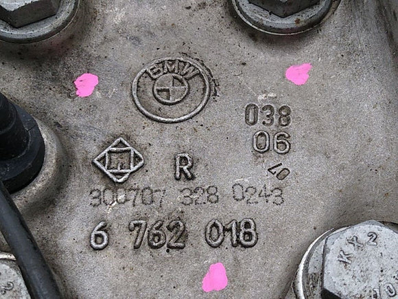 BMW 650i Passenger Right Front Spindle Knuckle Hub