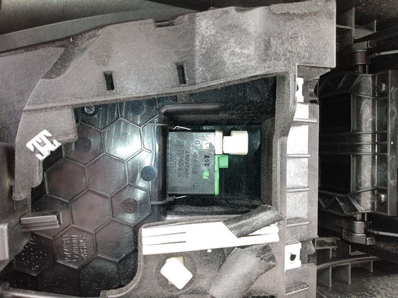 BMW 650i Center Console Base