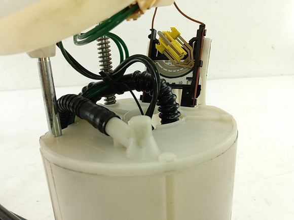 BMW 650i Fuel Pump Sending Unit