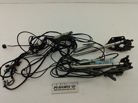 BMW 650i Set Of Convertible Top Lift Cylinders & Lines