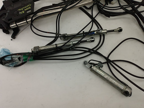 BMW 650i Set Of Convertible Top Lift Cylinders & Lines