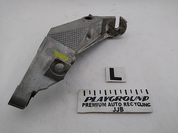 Saab 9-5 Driver Left Engine Mount Bracket