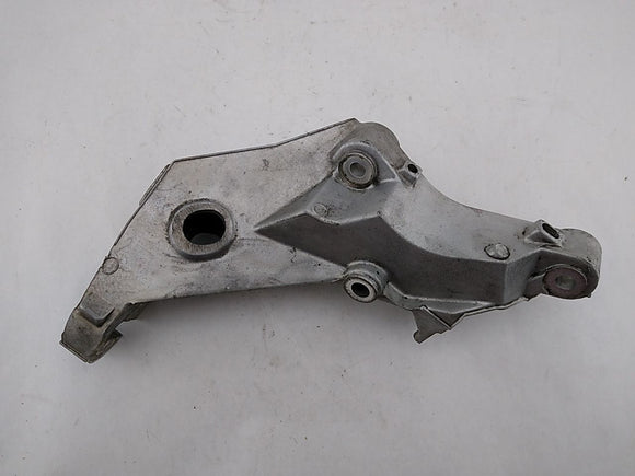 Saab 9-5 Driver Left Engine Mount Bracket