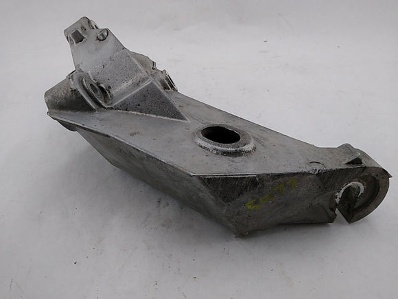 Saab 9-5 Driver Left Engine Mount Bracket
