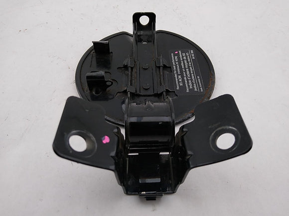 Saab 9-5 Fuel Filler Door