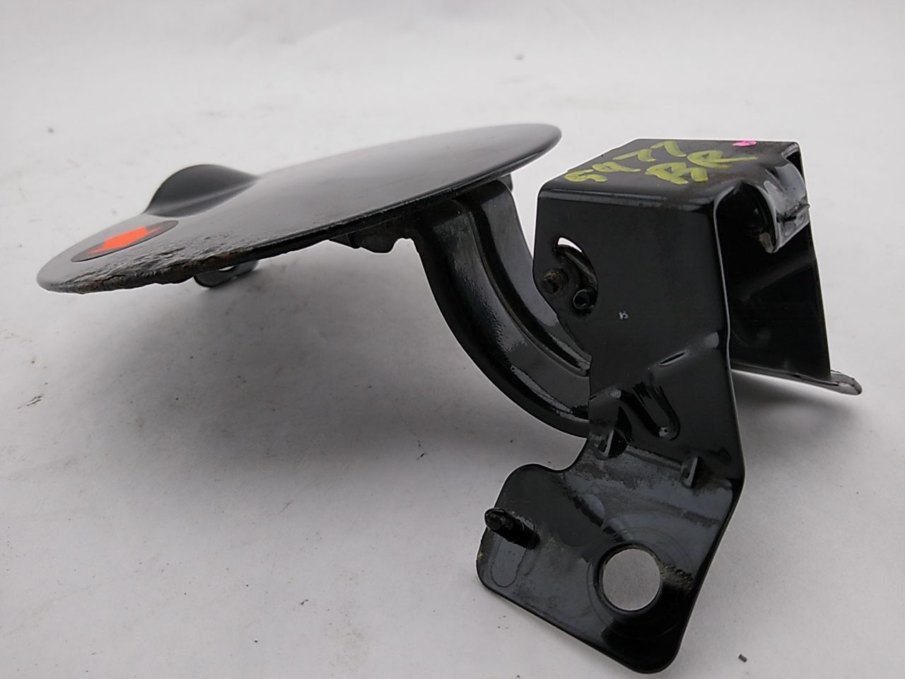 Saab 9-5 Fuel Filler Door