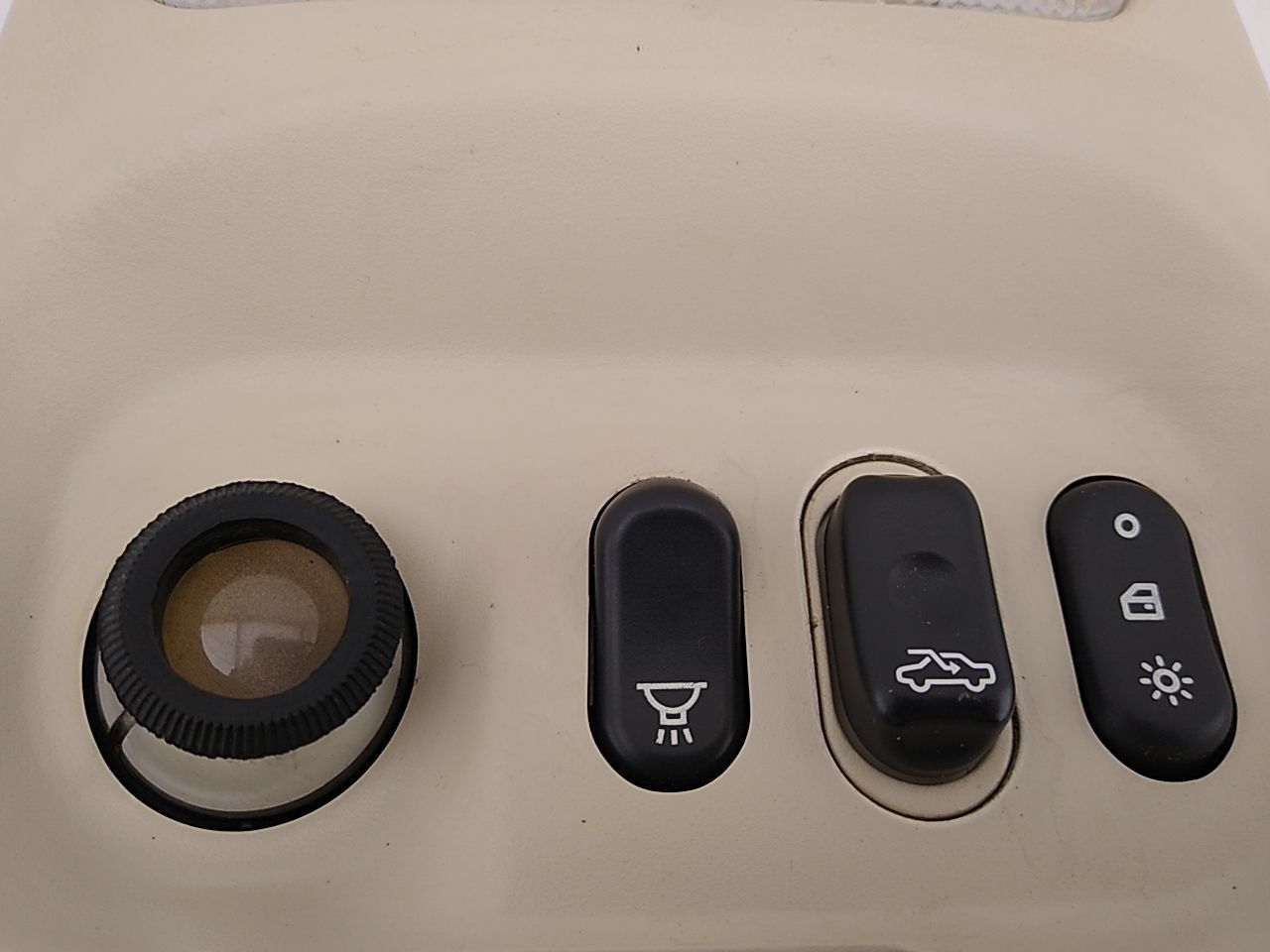 Saab 9-5 Front Dome Light