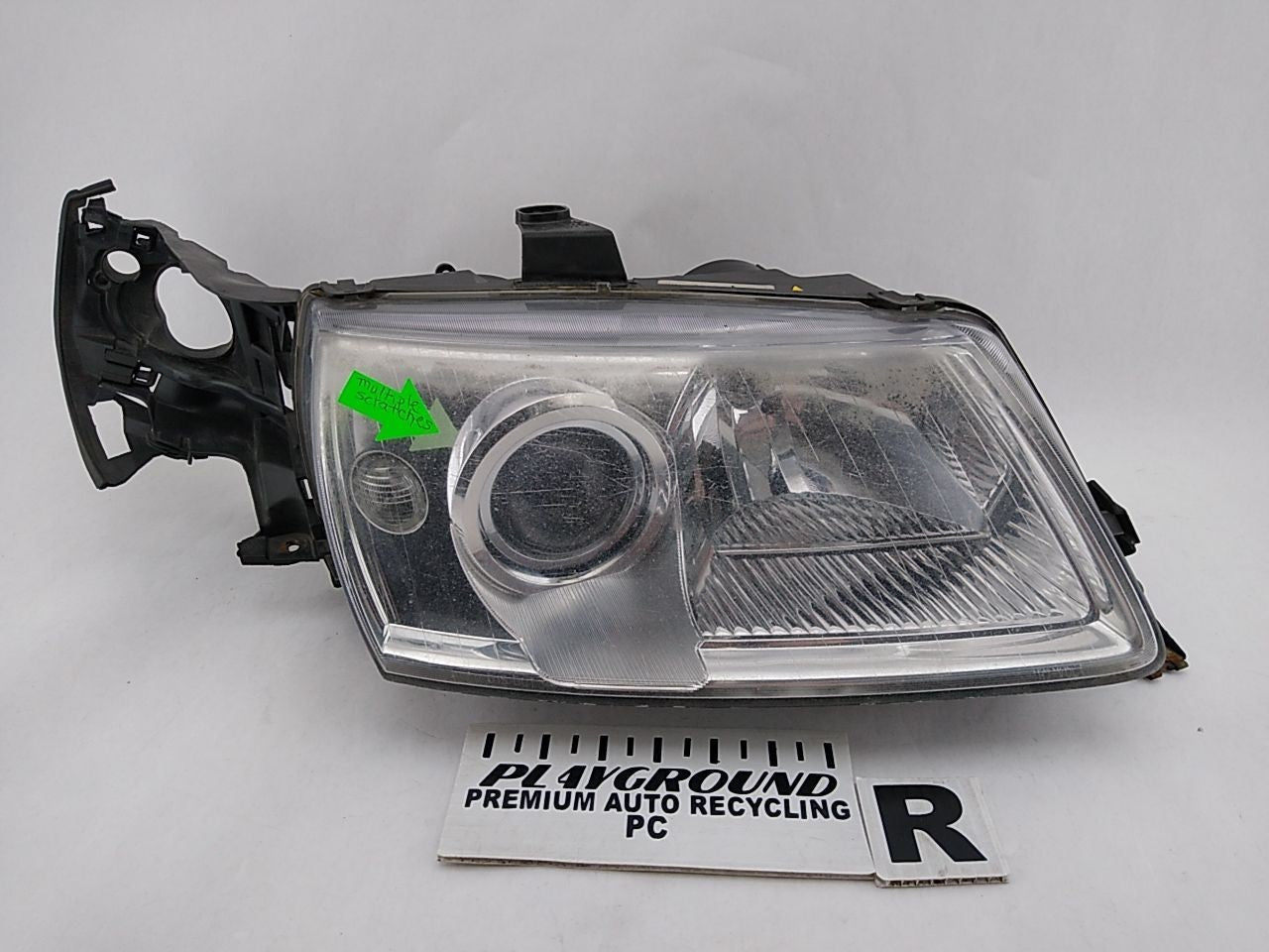 Saab 9-5 Passenger Right Headlamp