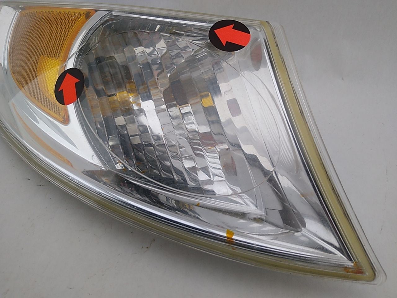 Saab 9-5 Passenger Right Front Turn Signal Lamp