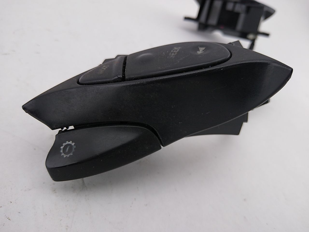 Saab 9-5 Steering Wheel Paddle Shifter & Audio Switches