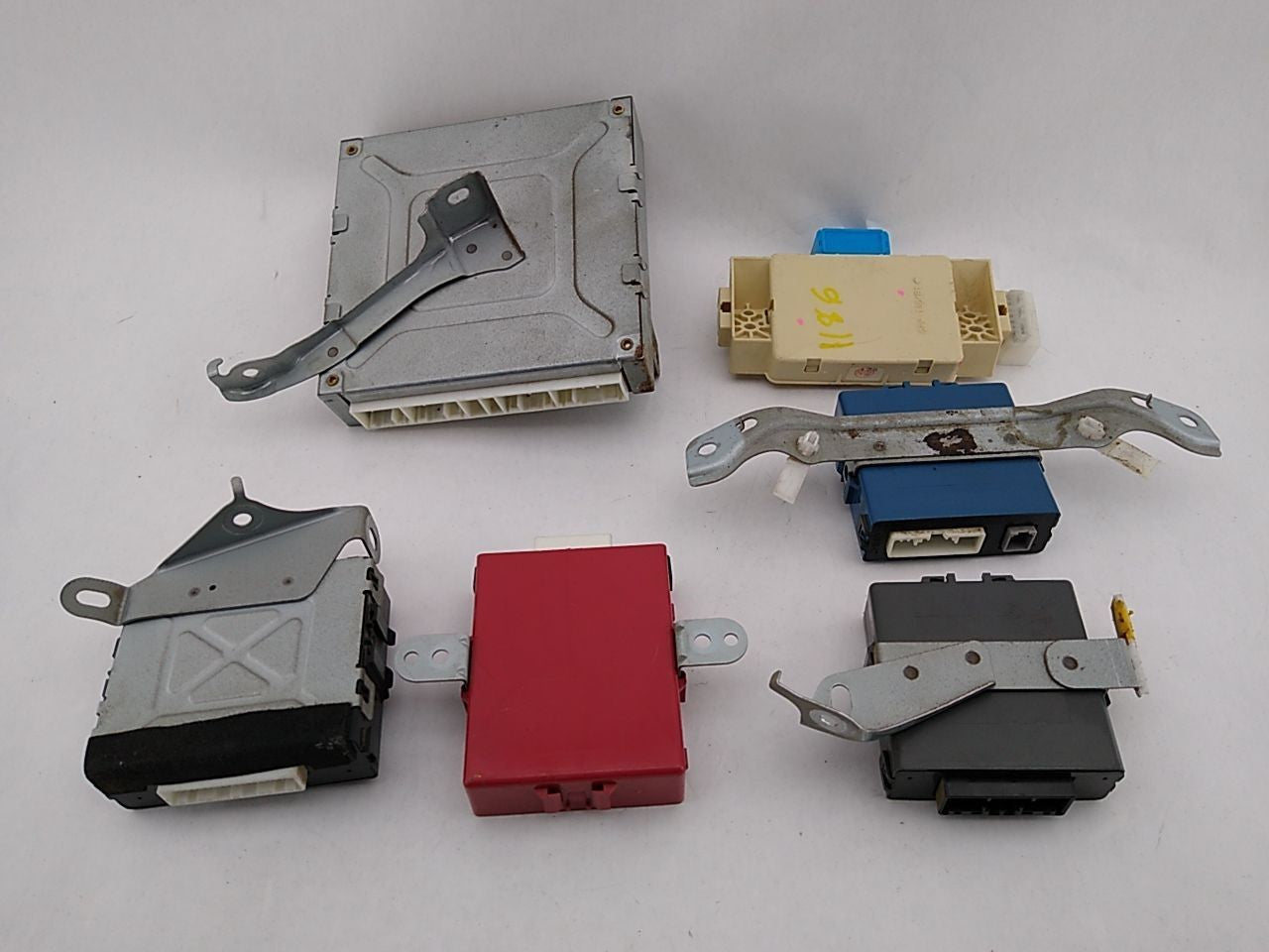 Lexus SC430 Set Of Control Modules - 0