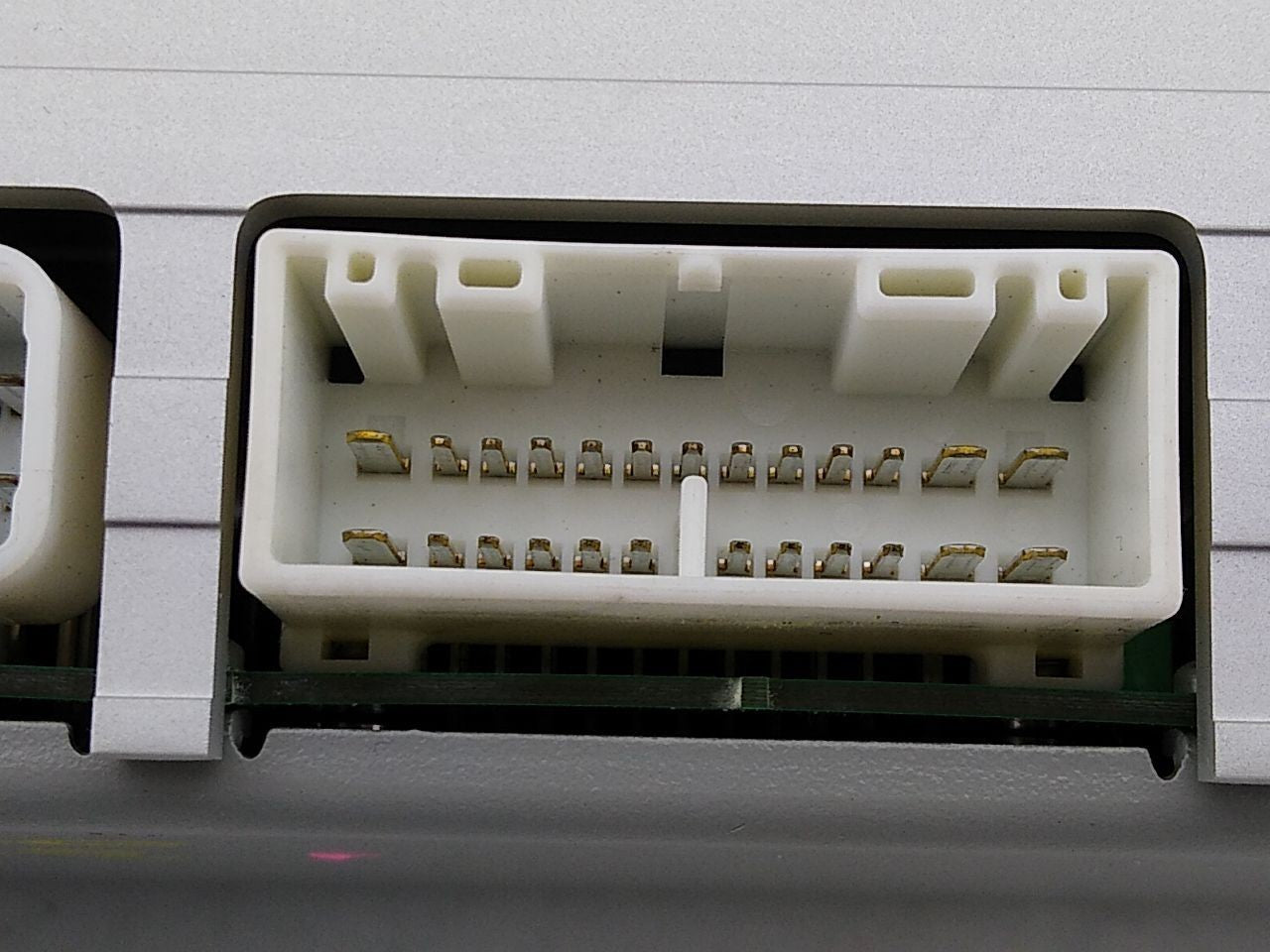 Lexus SC430 Radio Audio Amplifier