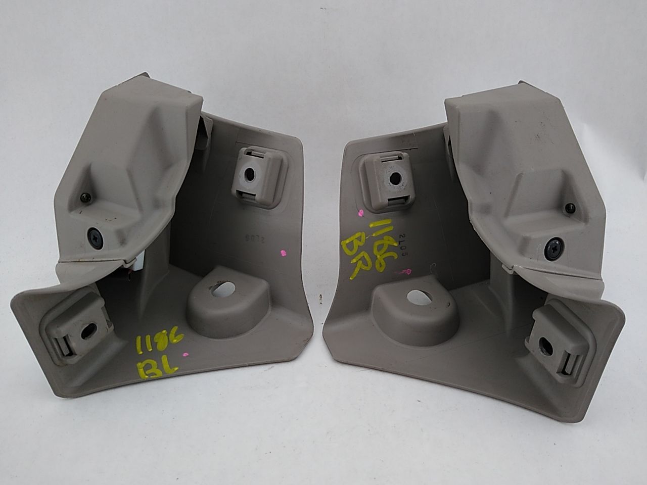 Lexus SC430 Pair Of Trunk Cargo Shade Mount Trims - 0