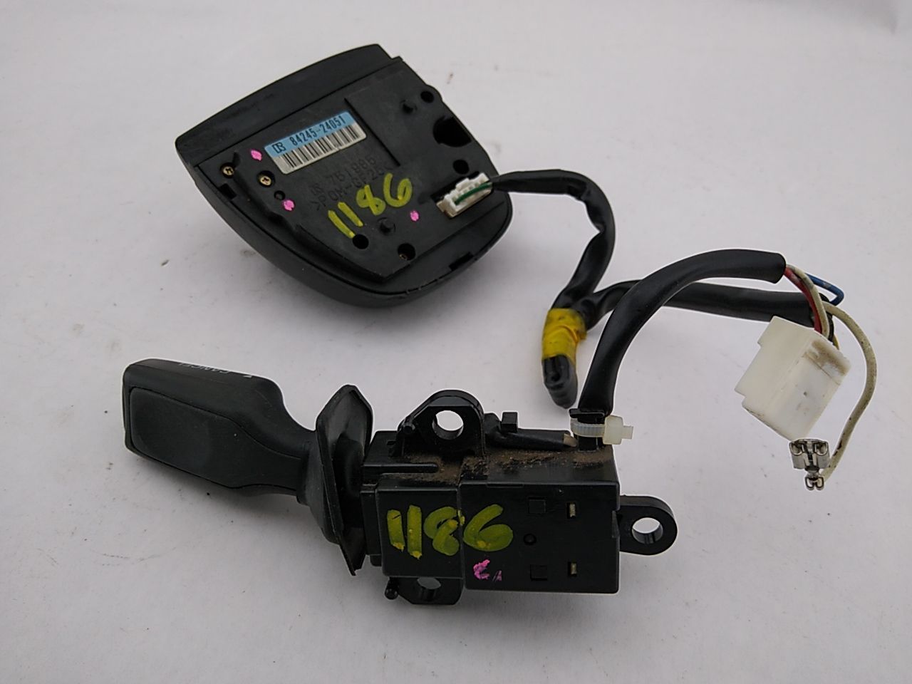 Lexus SC430 Cruise Control & Audio Modulator Switches - 0