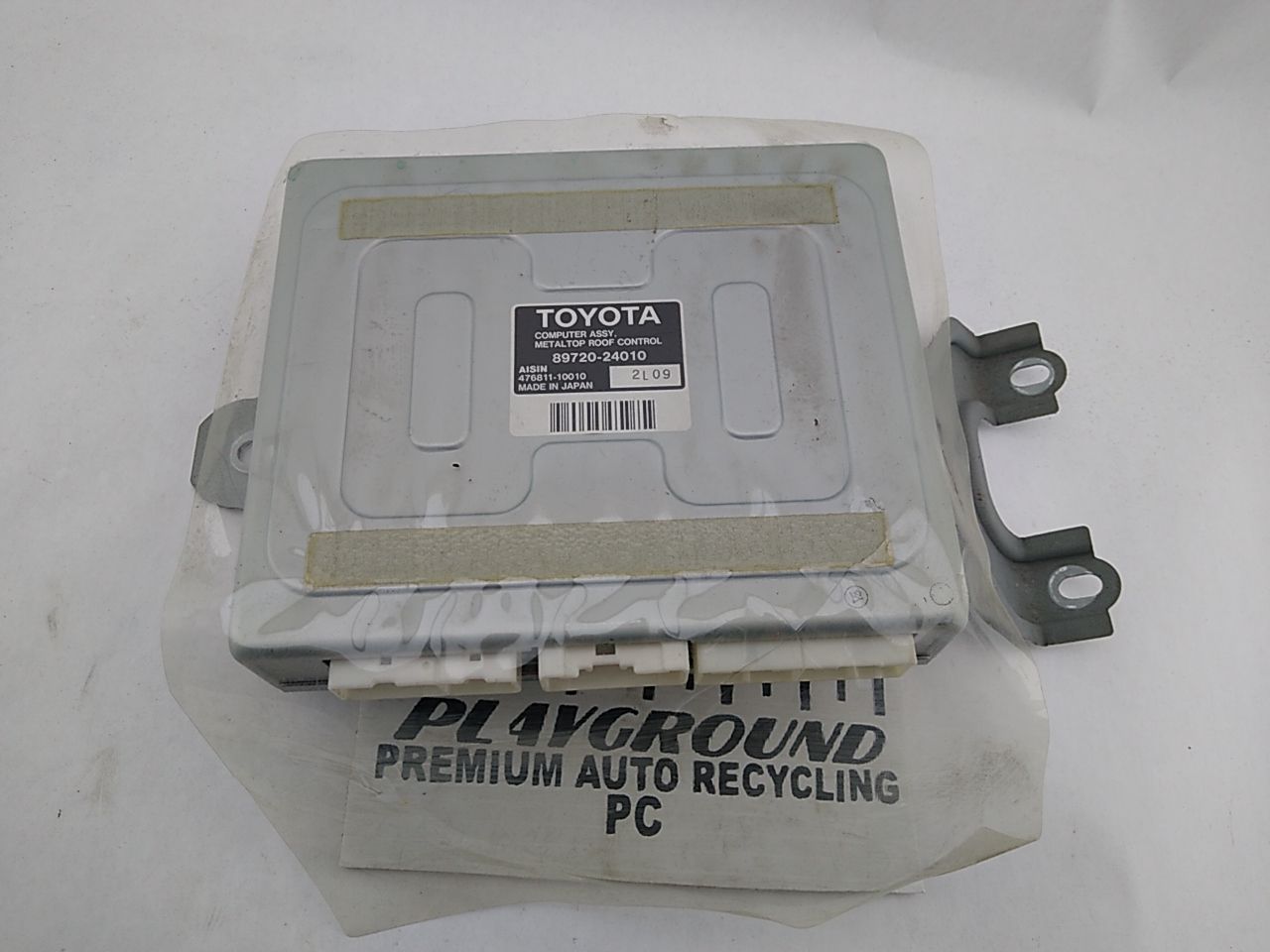 Lexus SC430 Convertible Top Control Module
