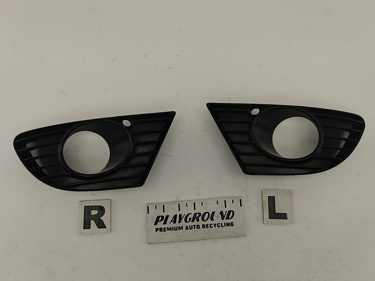 Saab 9-5 Pair Of Front Bumper Fog Light Grille Trims