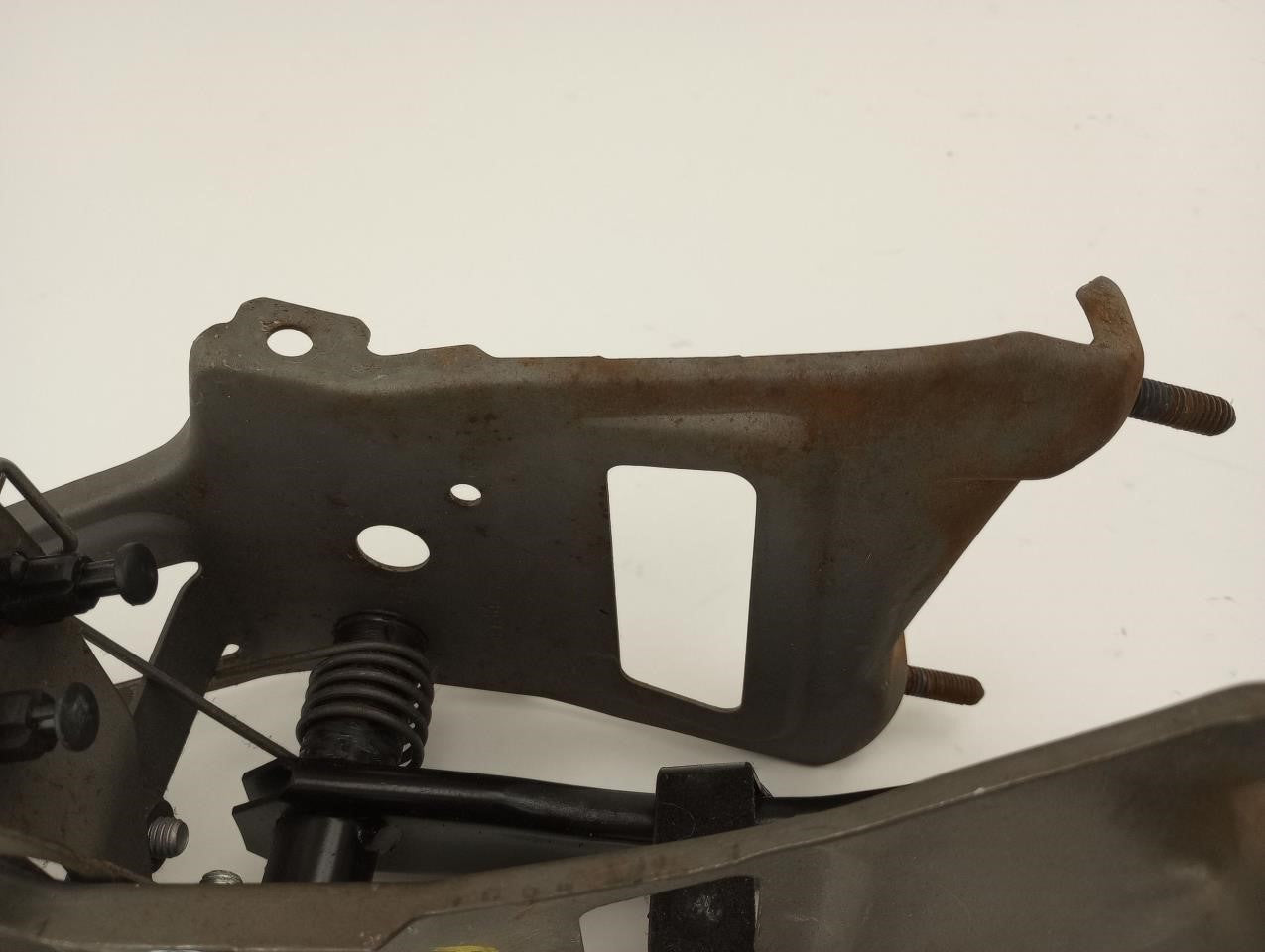 Saab 9-5 Brake Pedal