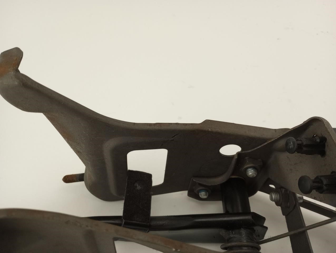 Saab 9-5 Brake Pedal