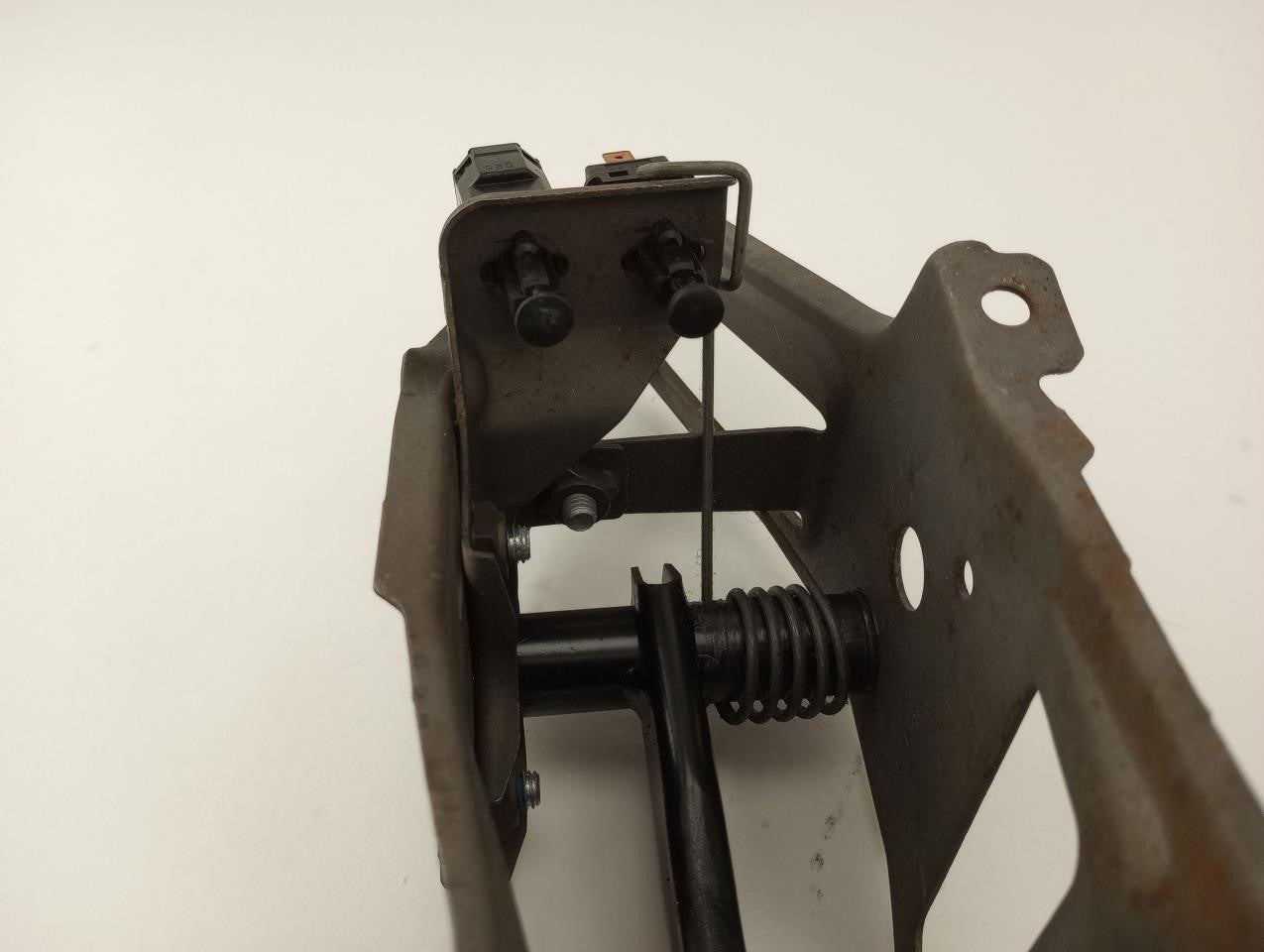Saab 9-5 Brake Pedal