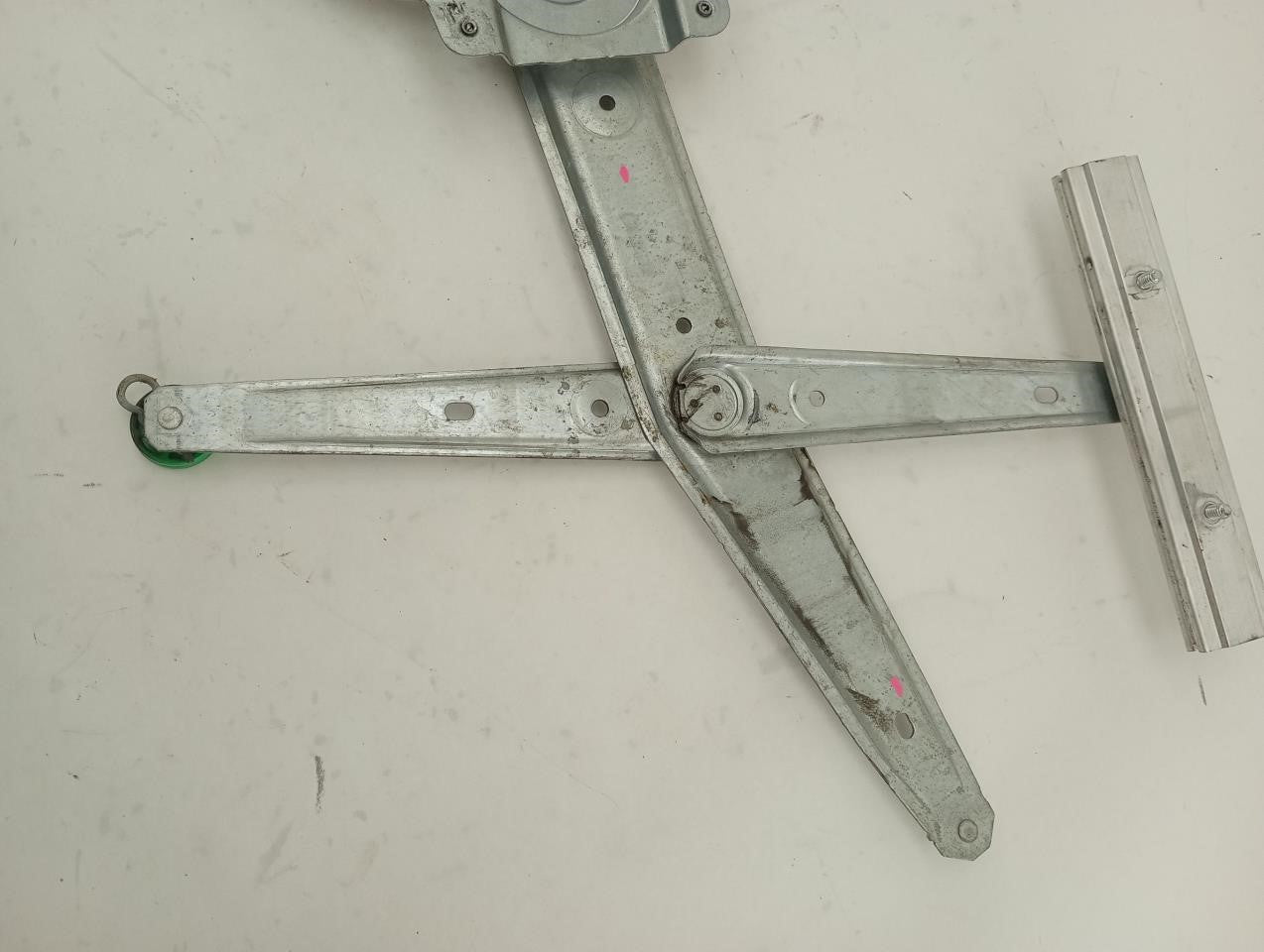 Saab 9-5 Passenger Right Front Door Window Regulator
