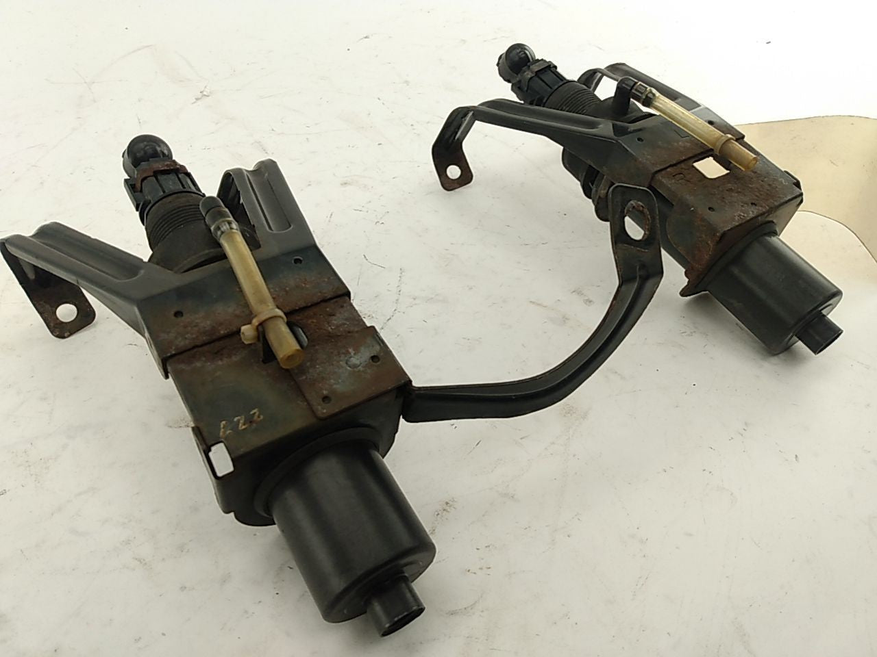 Lexus SC430 Pair Of Headlamp Washer Motors