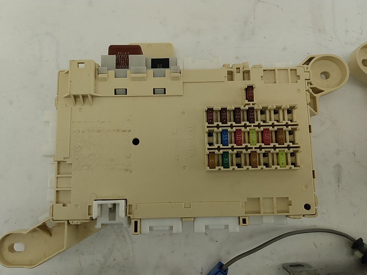 Lexus SC430 Set Of 7 Control Modules & Sensors - 0