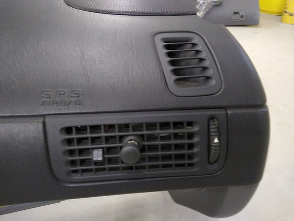 Saab 9-5 Dashboard Panel