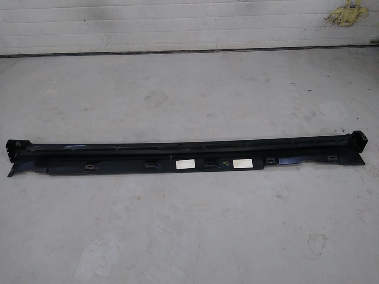 Saab 9-5 Passenger Right Rocker Panel Side Skirt - 0