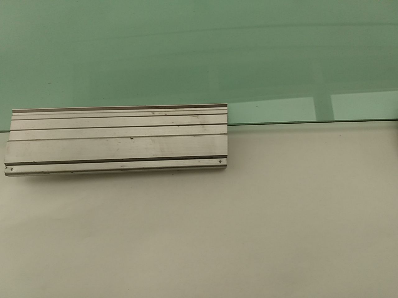 Saab 9-5 Passenger Right Front Door Window Glass