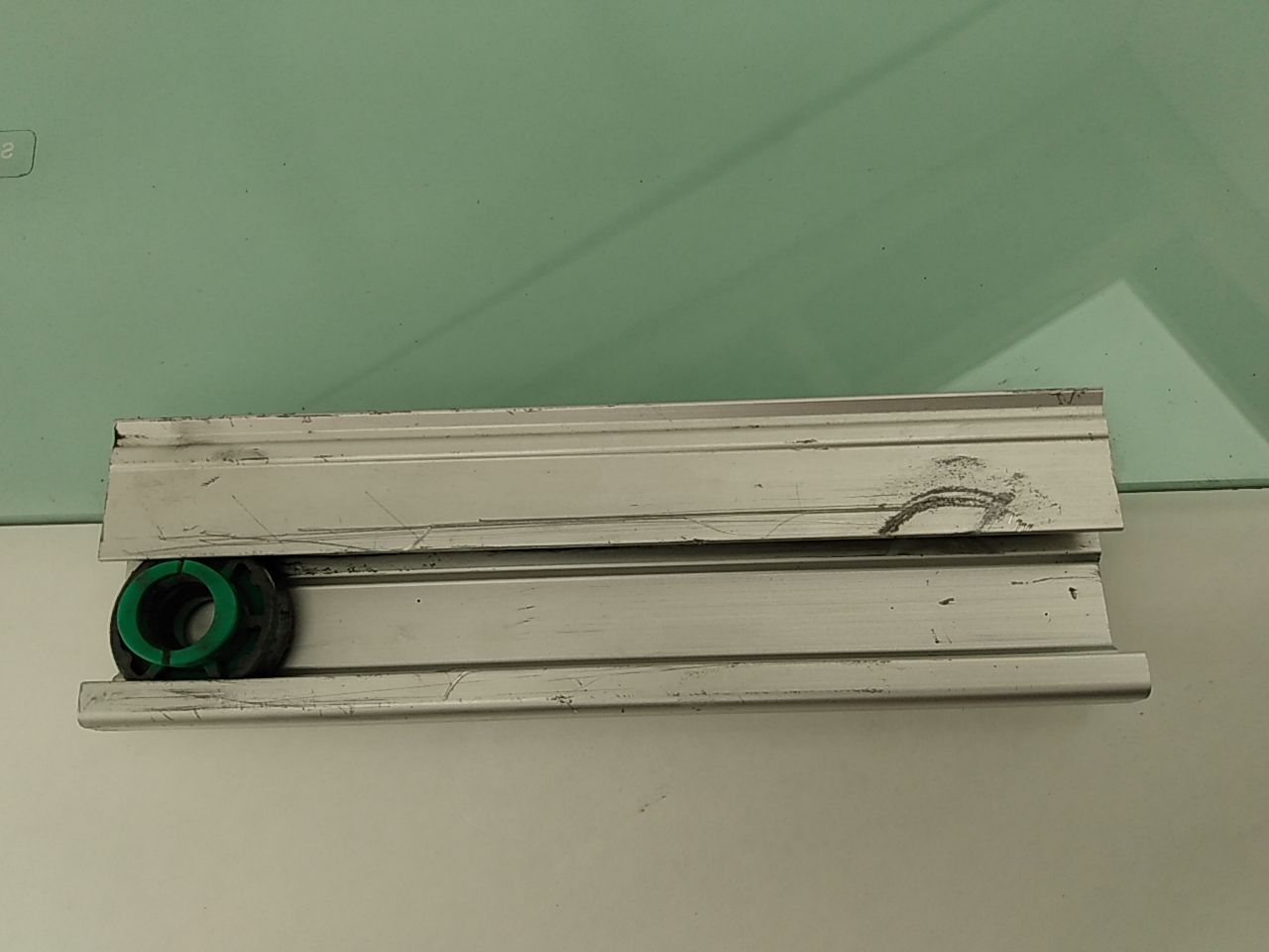 Saab 9-5 Driver Left Front Door Window Glass