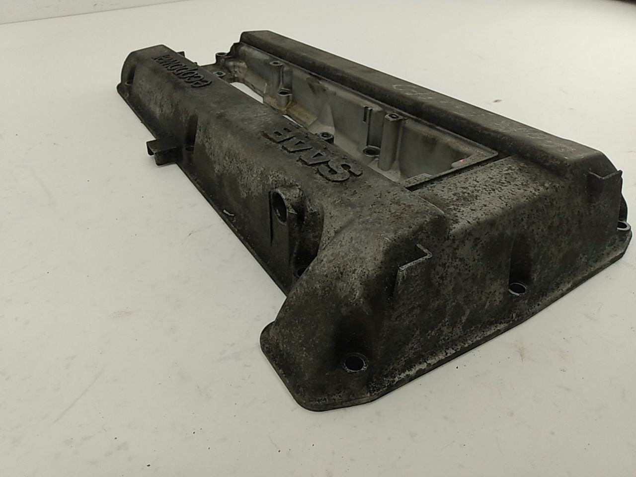 Saab 9-5 Engine Valve Cover
