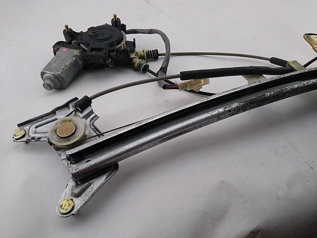 Lexus SC430 Driver Left Front Door Window Regulator