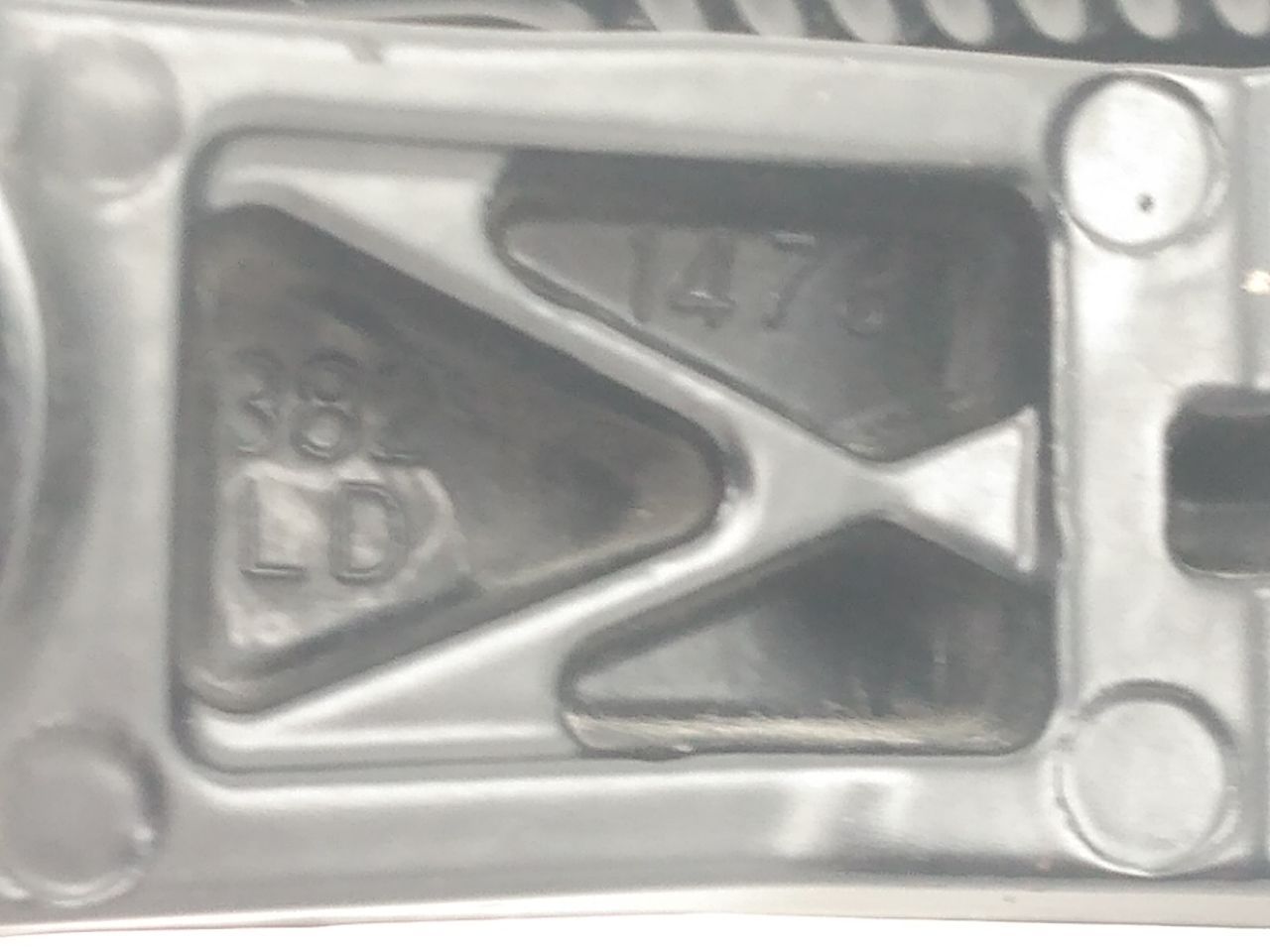 Lexus SC430 Pair Of Front Wiper Arms