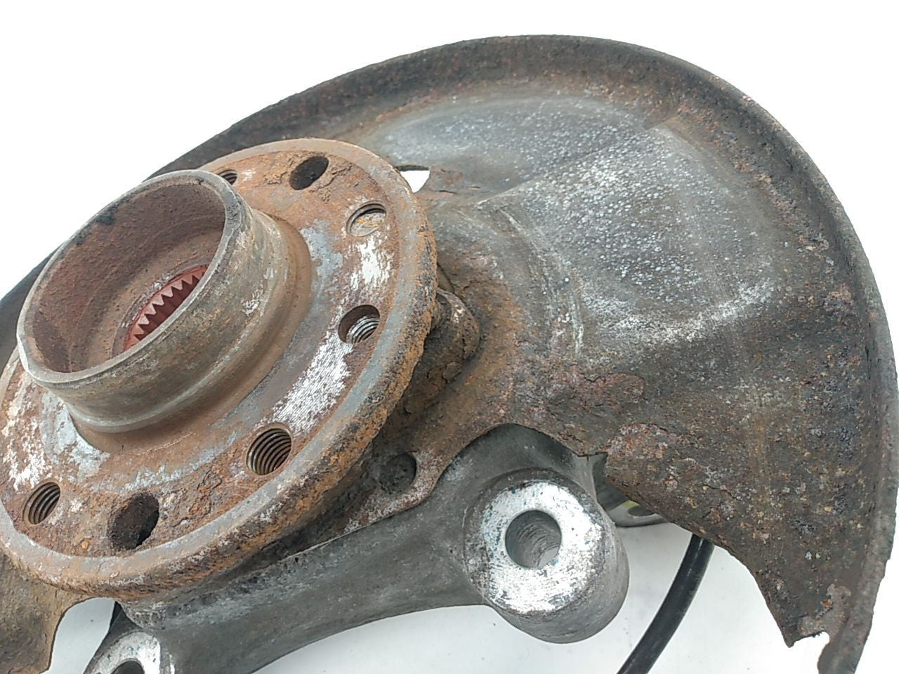 Saab 9-5 Passenger Right Front Spindle Knuckle Hub