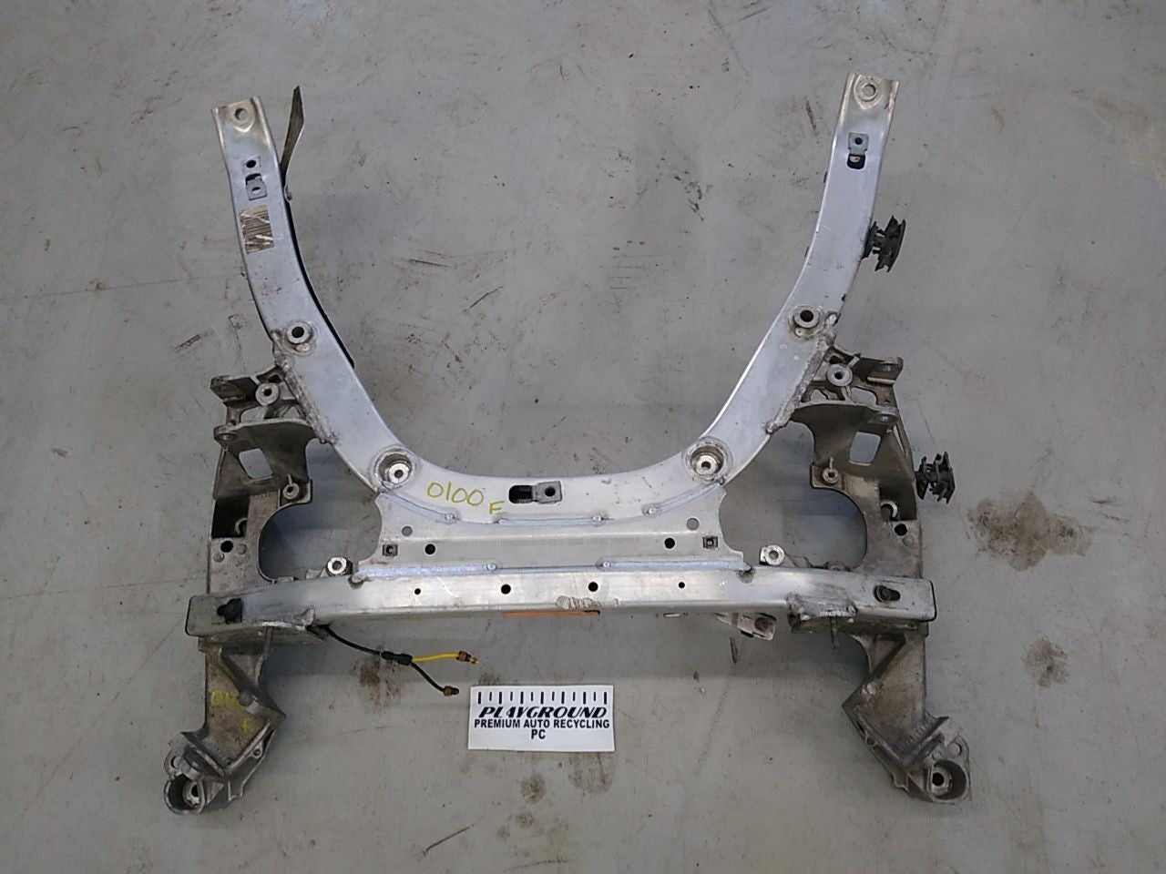 BMW 650i Front Crossmember Subframe