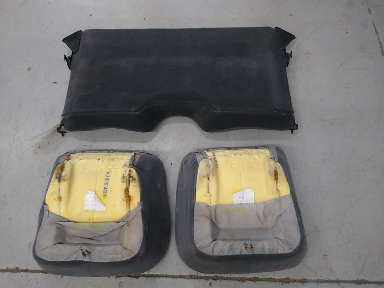 Chevrolet Camaro Set Of Complete Rear Seats