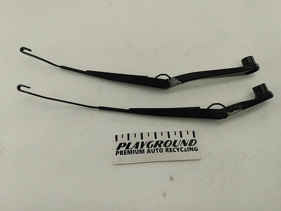Dodge Charger Pair Of Front Wiper Arms
