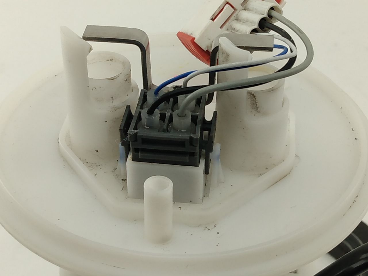 Saab 9-5 Fuel Pump Sending Unit