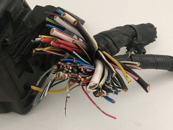 Lexus SC430 **AS IS** Engine Fuse Relay Box