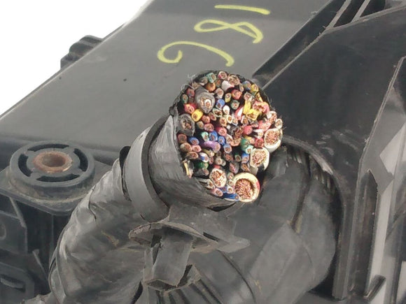 Lexus SC430 **AS IS** Engine Fuse Relay Box