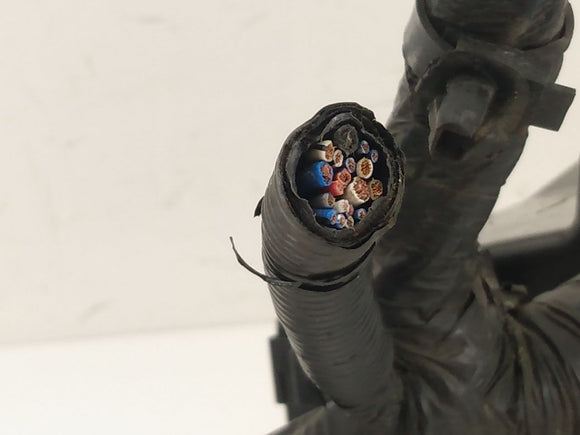 Lexus SC430 **AS IS** Engine Fuse Relay Box