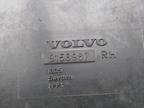 Volvo 850 Pair Of Rear Quarter Panel Inner Trim Fillers